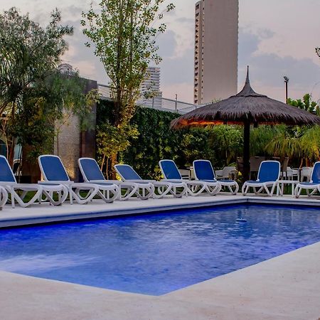 Hotel Los Alpes Cipreses 亚松森 外观 照片