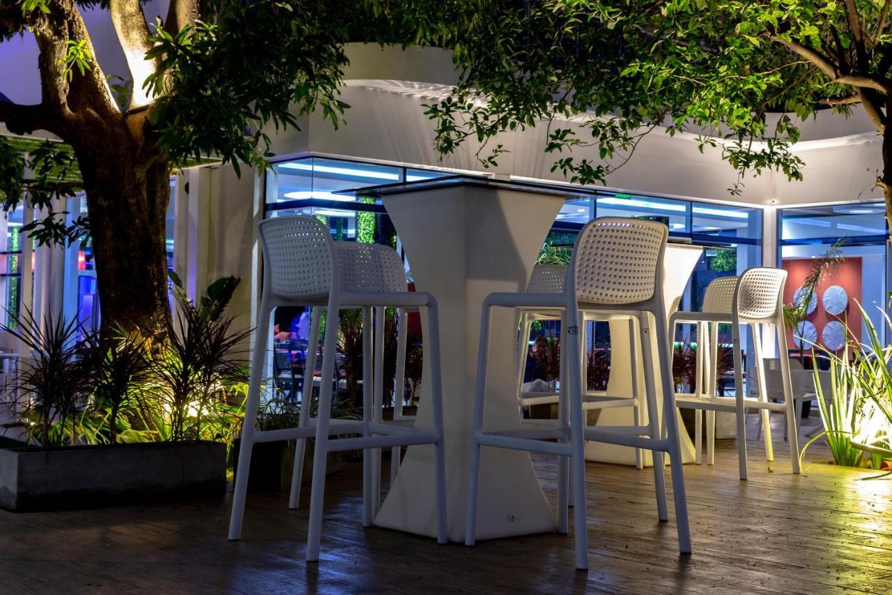 Hotel Los Alpes Cipreses 亚松森 外观 照片