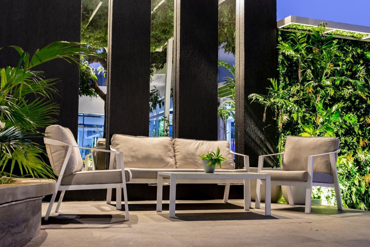 Hotel Los Alpes Cipreses 亚松森 外观 照片