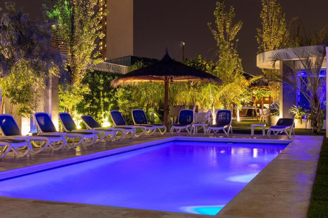 Hotel Los Alpes Cipreses 亚松森 外观 照片